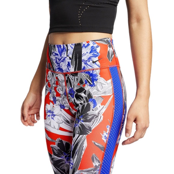 Nike - Picture 7 of 8